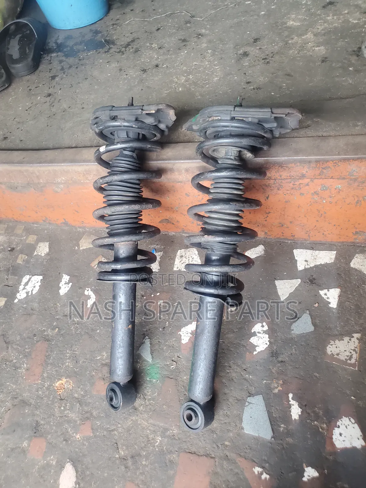 Nissan B15 Ront and Back Shock