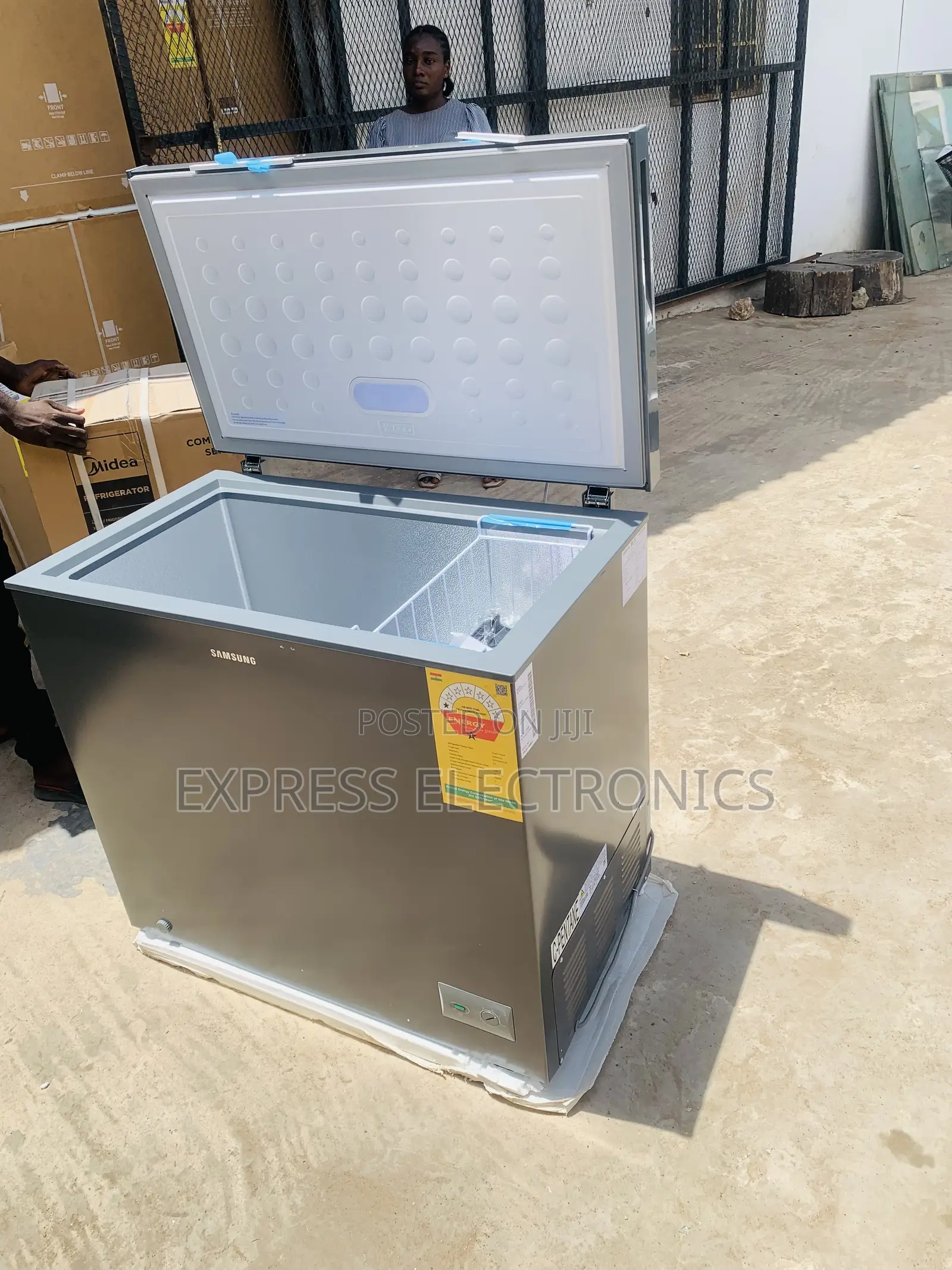 Text Us for Your Samsung G Chest Freezer 198l Single Door