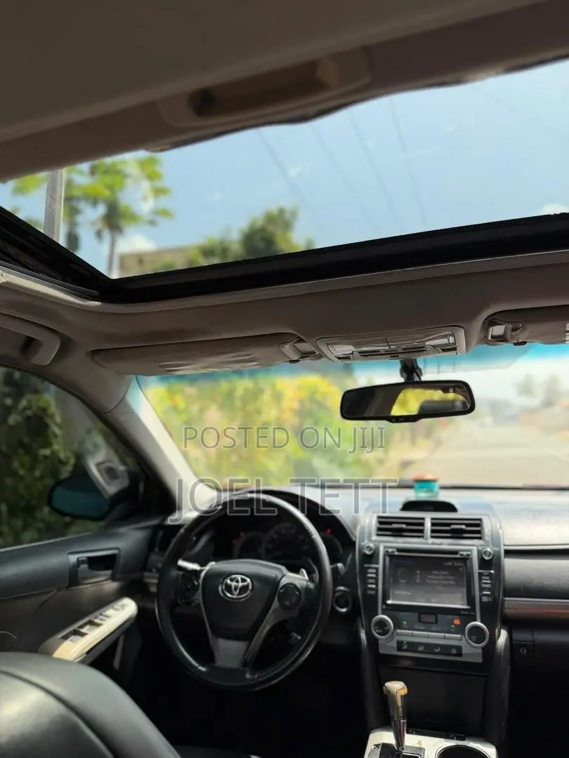 Toyota Camry 2014 Red