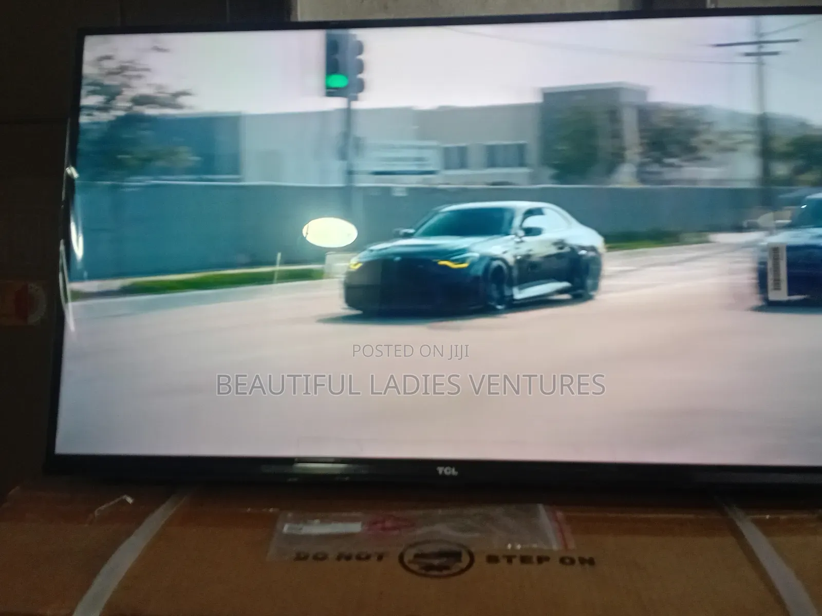TCL 32” Digital Tv for Home Entertainment