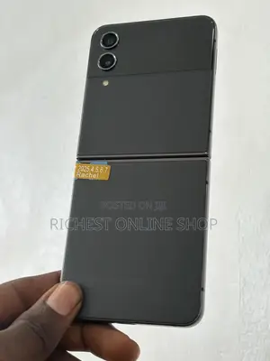 Samsung Galaxy Z Flip4 256 GB Black
