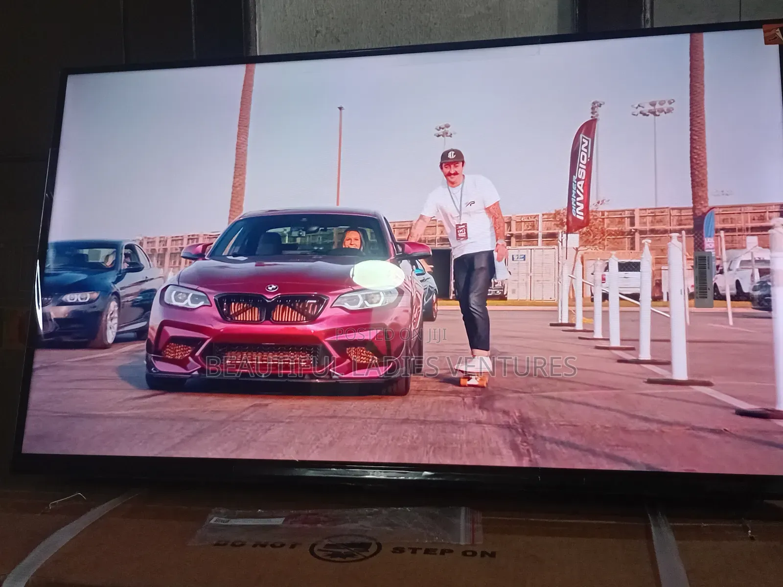 TCL 32-Inch Compact Entertainment Tv