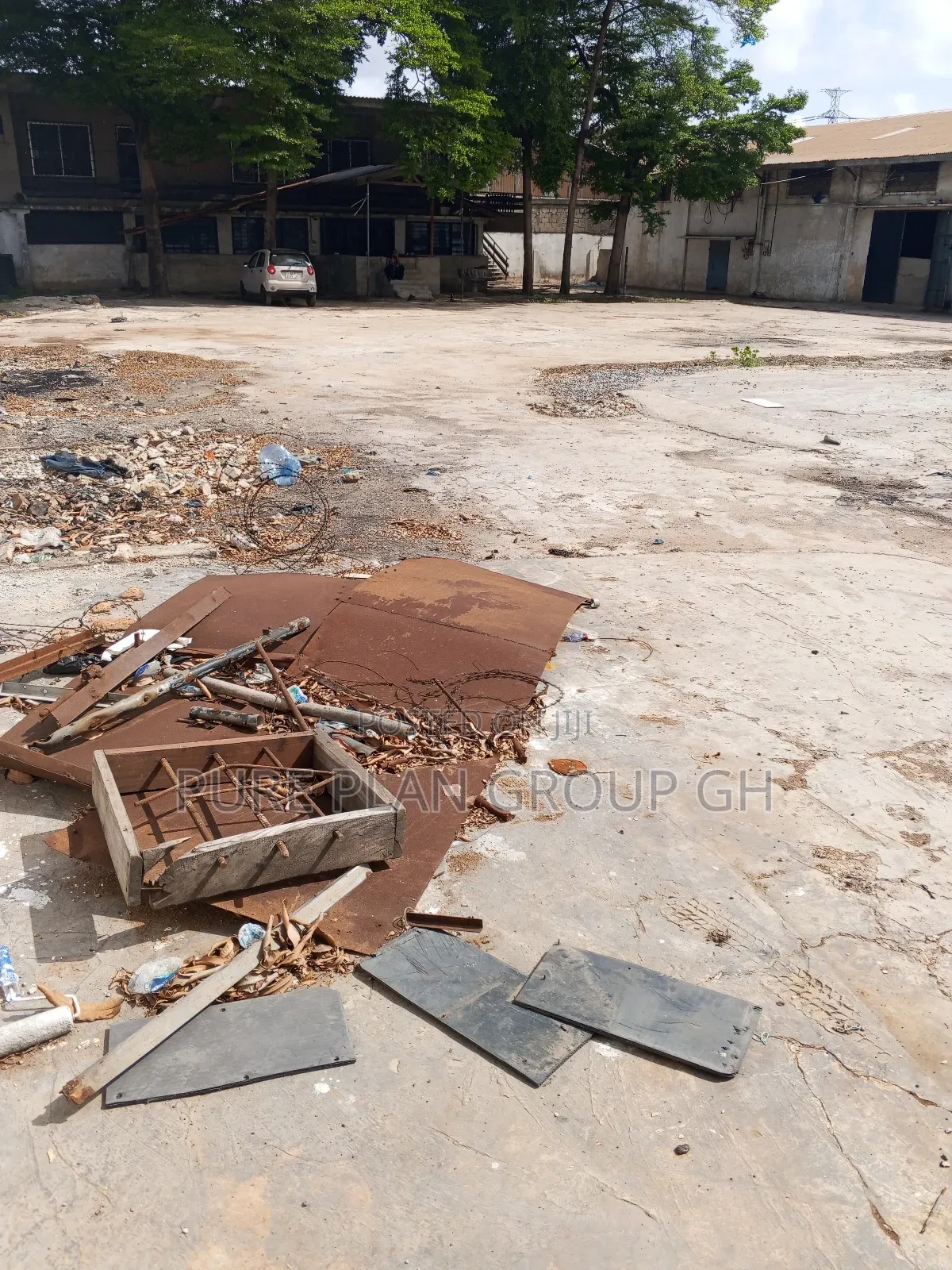 800sqm Warehouse Available for Rent at Circle