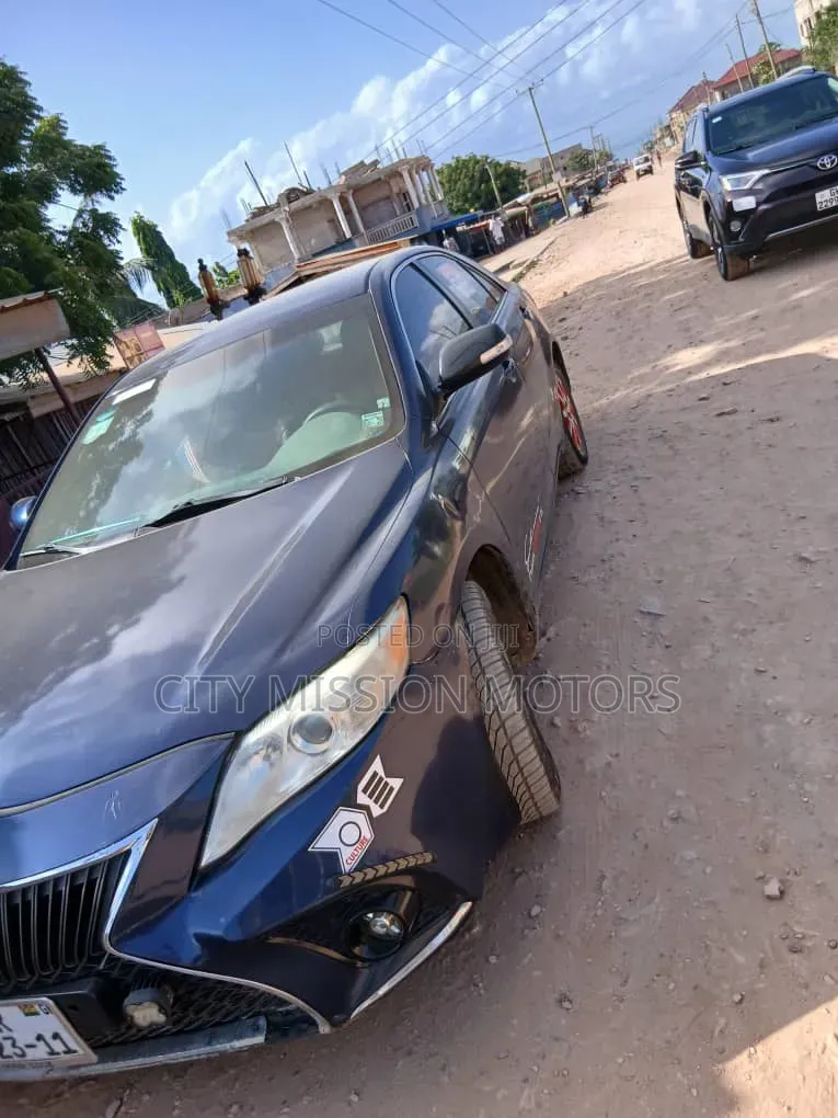 Toyota Camry 2010 Blue