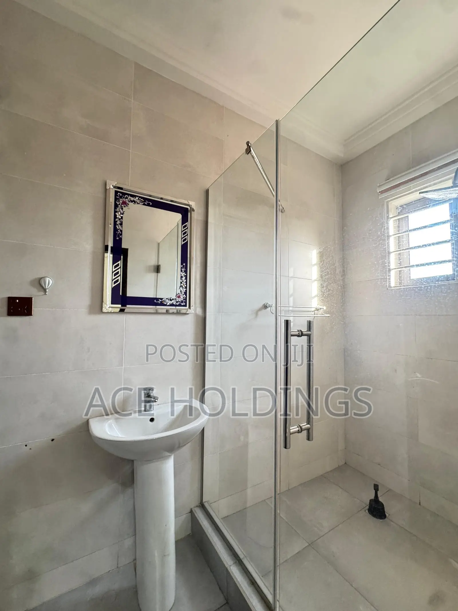 2bdrm Apartment in Nanakrom, School Junction for rent