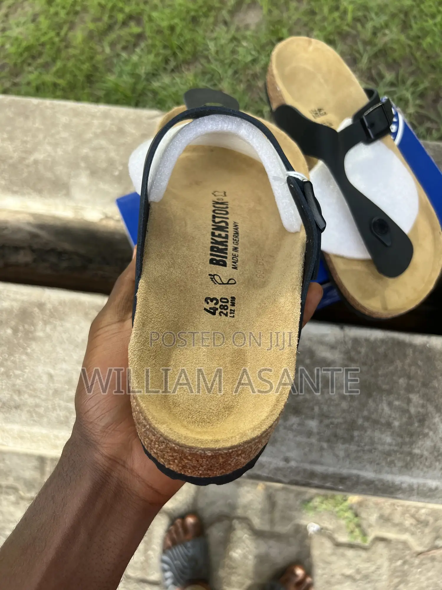 Black Birkenstock Gizeh Slippers