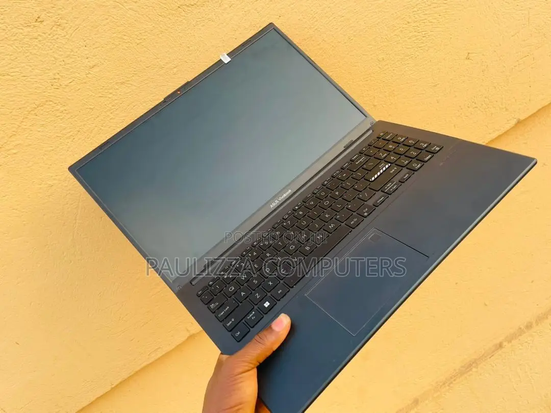 Laptop Asus VivoBook 15 X540NA 8GB Intel Core i7 HDD+SSD 256GB