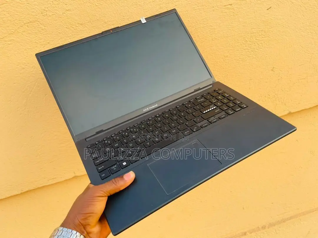 Laptop Asus VivoBook 15 X540NA 8GB Intel Core i7 HDD+SSD 256GB