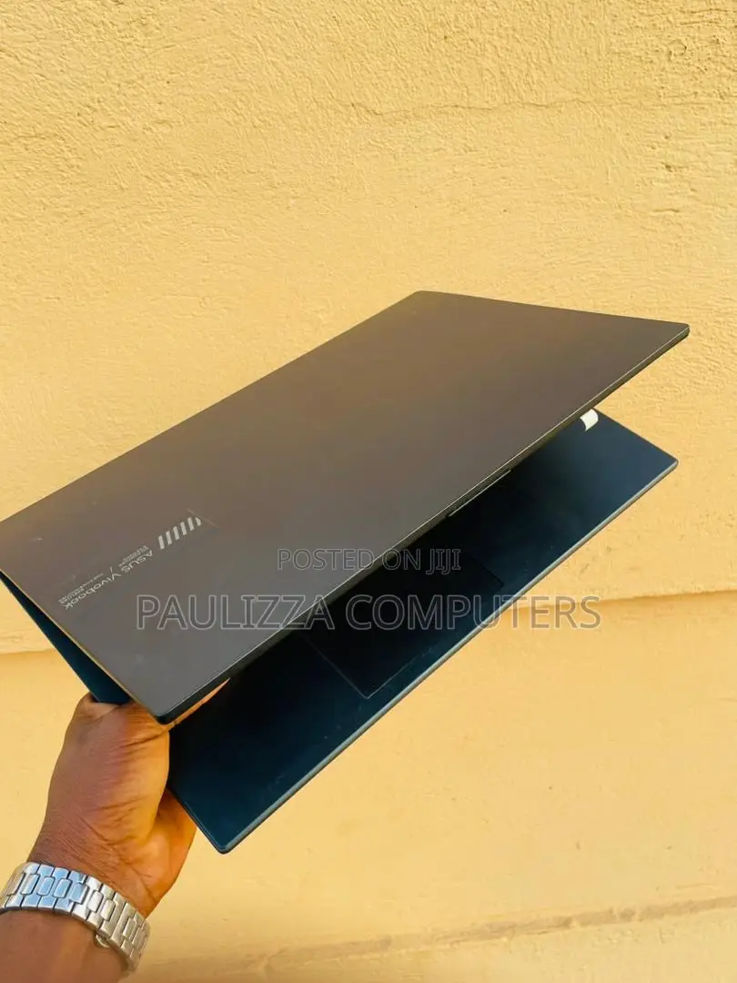 Laptop Asus VivoBook 15 X540NA 8GB Intel Core i7 HDD+SSD 256GB
