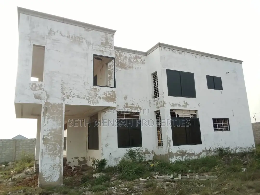 5bdrm House in 5 Bedroom House For, Prampram for sale