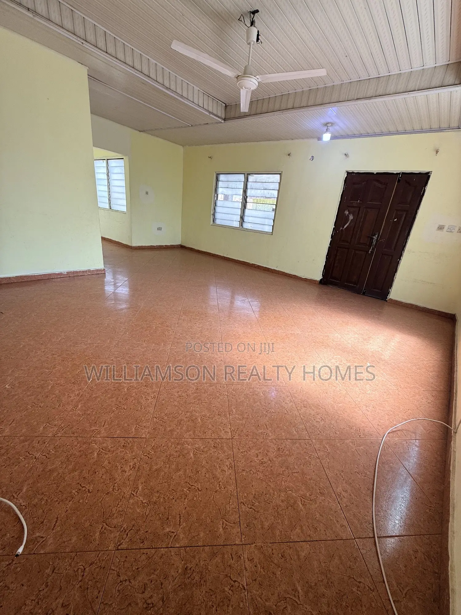 3bdrm Apartment in Hfc Estate Area, Spintex for rent