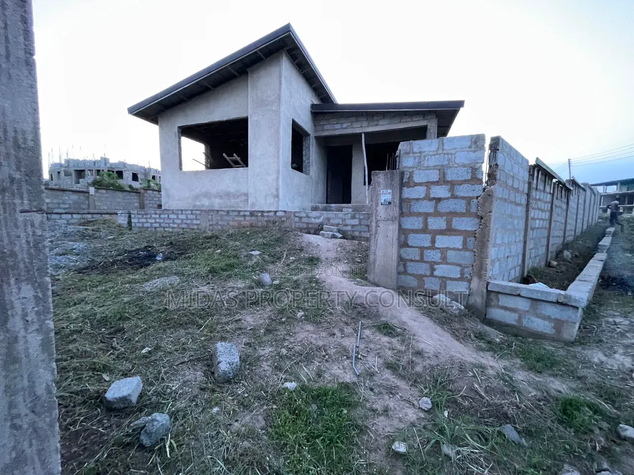 3bdrm House in Ashesi, Aburi for sale