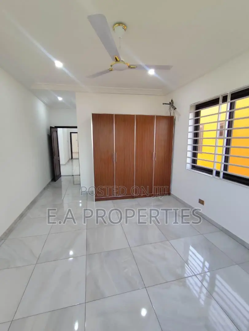 4bdrm House in Ea Properties, School Junction for sale
