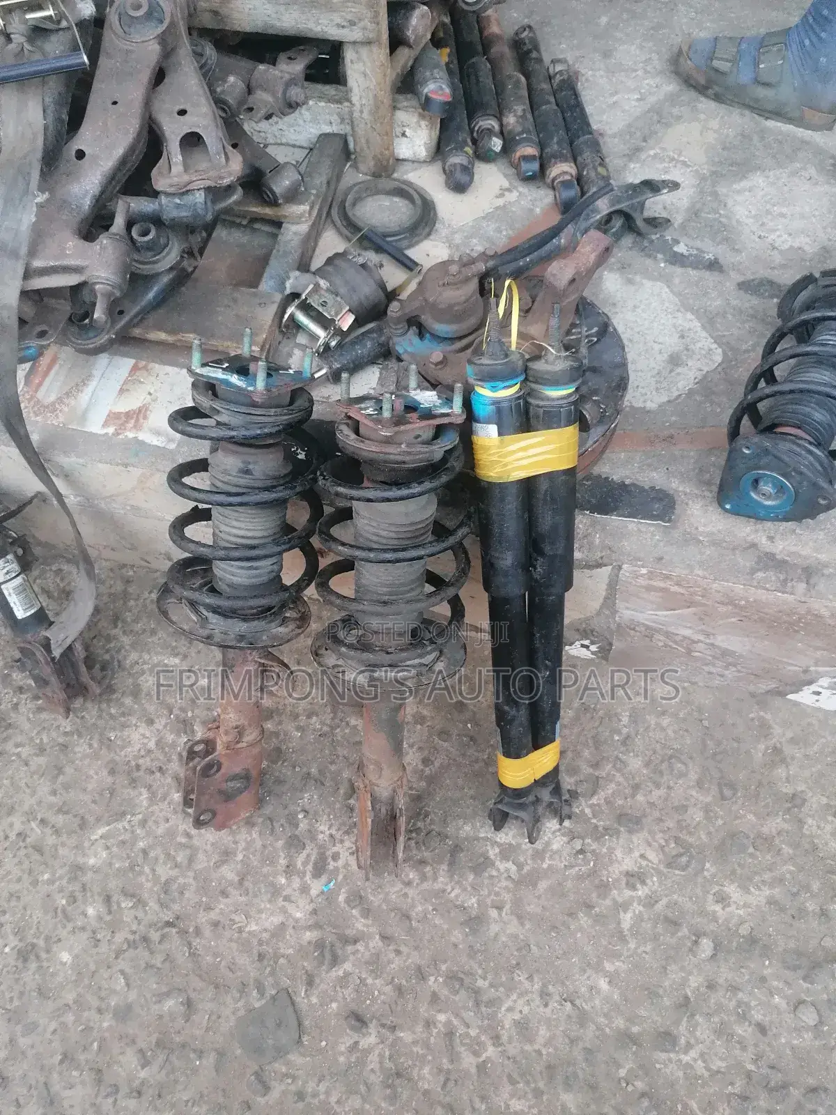 Ford Explorer 2012 to 2018 Front and Back Shocks Absorbers