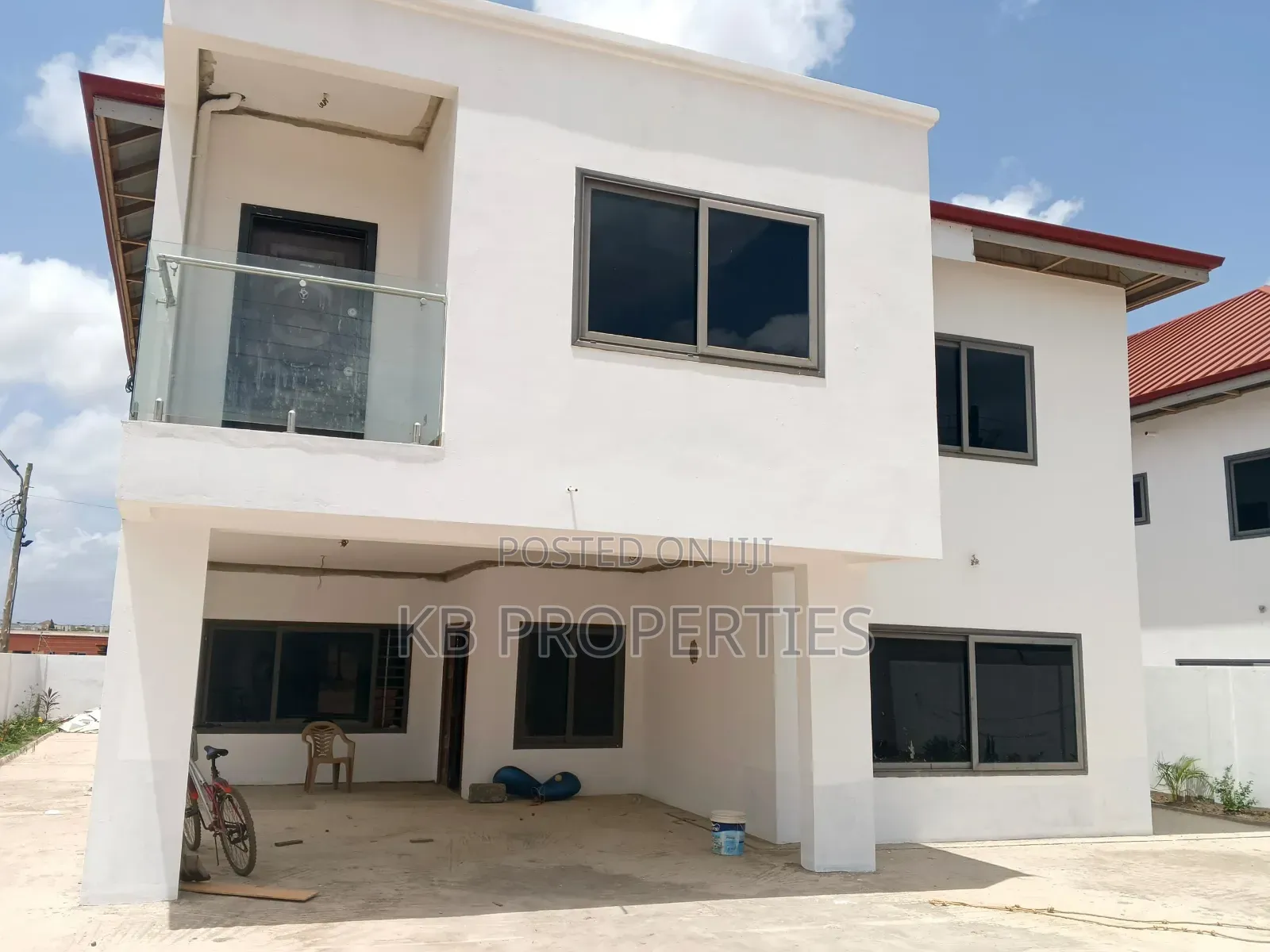 4bdrm Duplex in Kb Properties, A&C Mall Area for sale