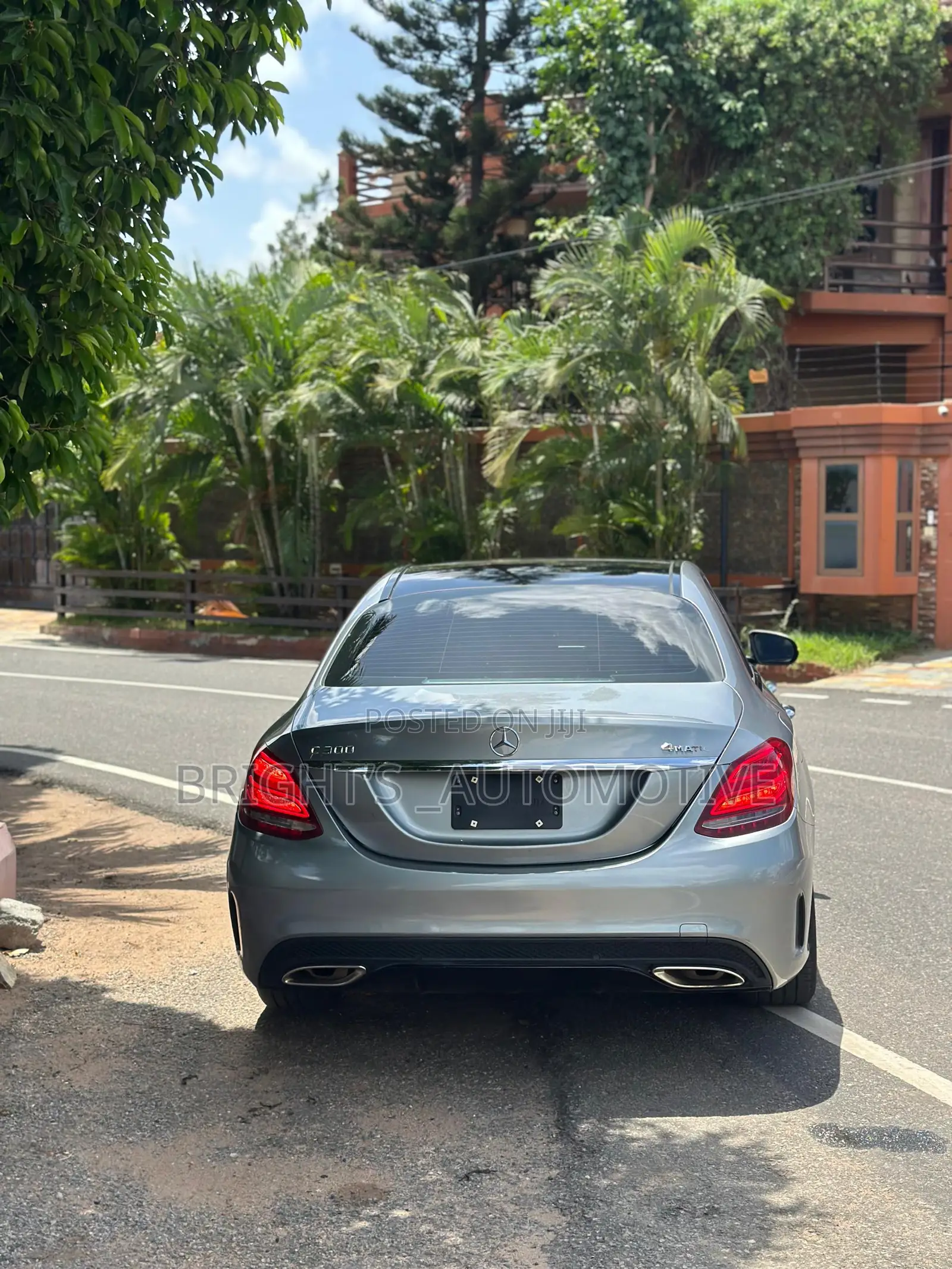 Mercedes-Benz C300 2016 Silver