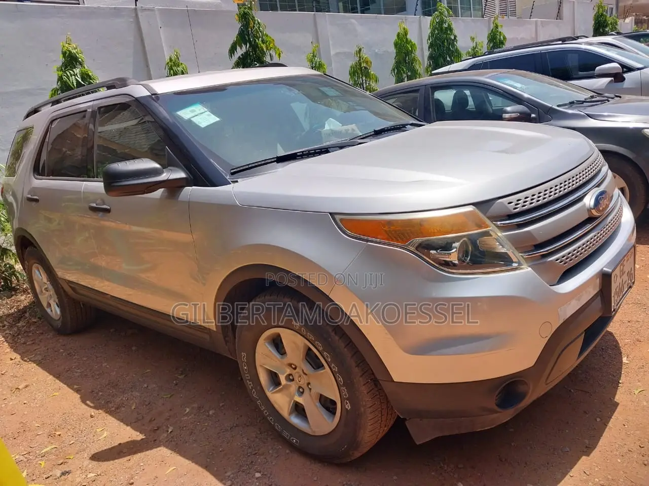 Ford Explorer 2012 Silver