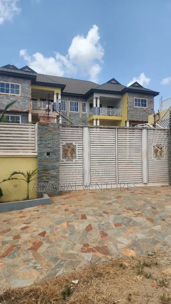 2bdrm Apartment in Atonsu Abrabon, Kumasi Metropolitan for rent