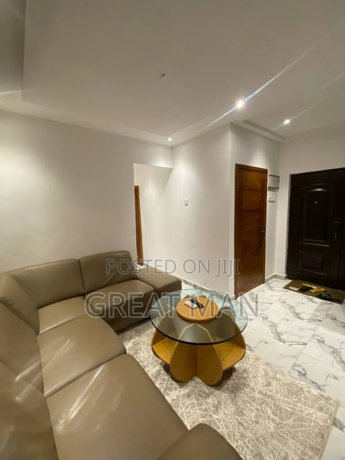Furnished 1bdrm Apartment in Market for rent