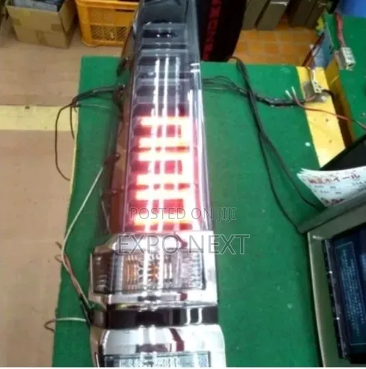 Toyota Voxy 2014-2016 Daa-Zwr80g Pair Tail Light