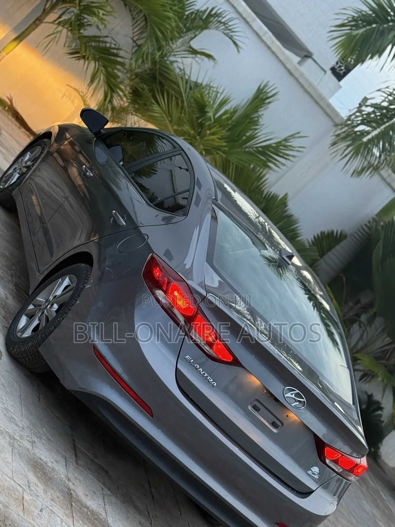 Hyundai Elantra SEL 2018 Gray