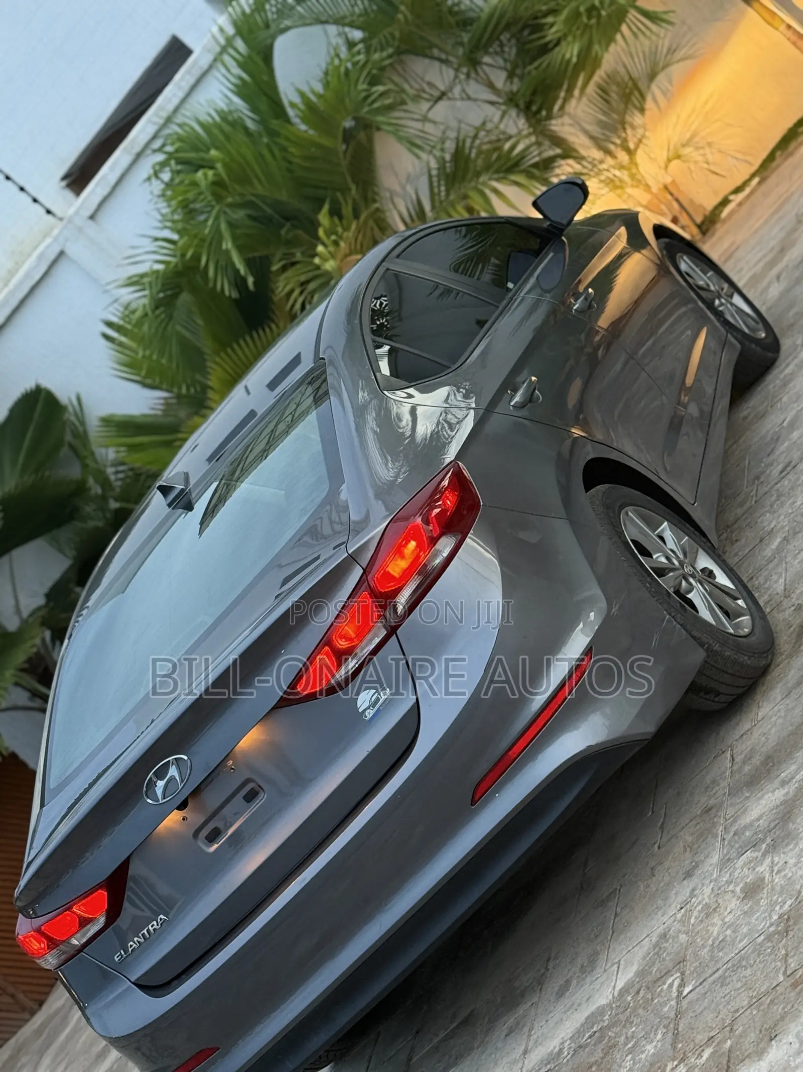 Hyundai Elantra SEL 2018 Gray