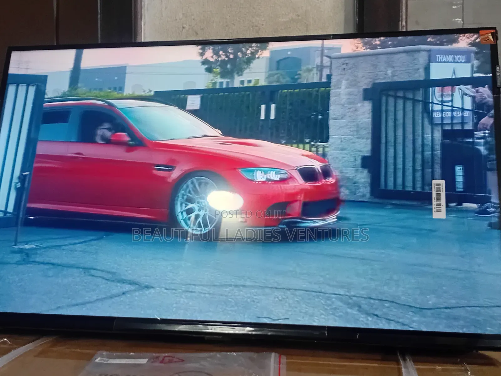 TCL 32” Home Entertainment Tv With Sharp Picture