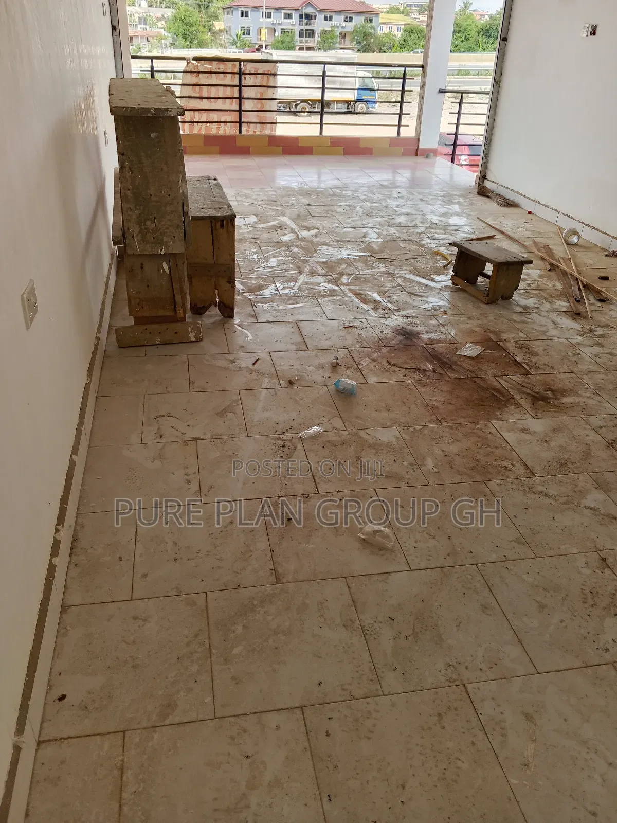 9x20sqm ( Feet) Shop Available For Rent At Ofankor