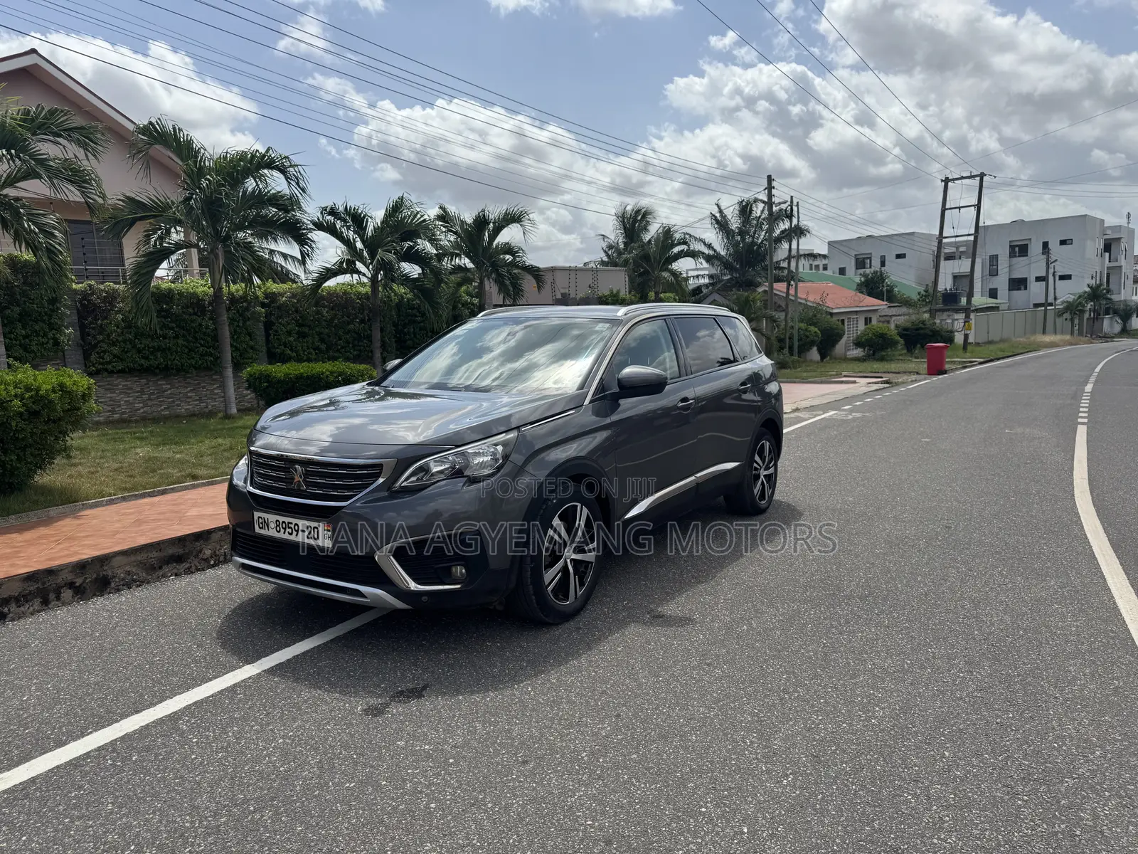 Peugeot 5008 1.6 BlueHDi 120 2020 Gray