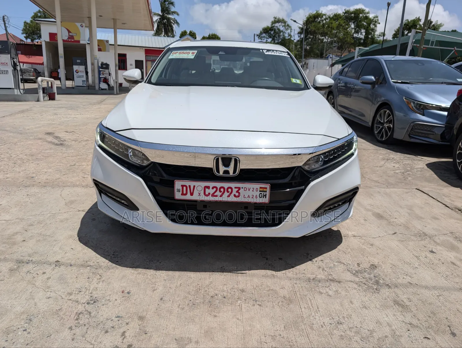 Honda Accord EX-L (2.0L 4cyl Turbo 10A) 2019 White