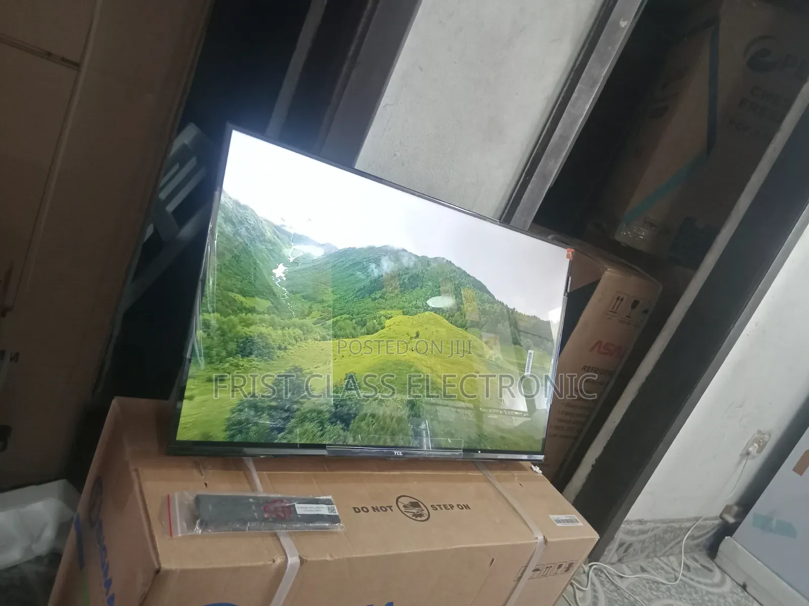 TCL Smart Tv Glow That Makes Documentaries Stunning