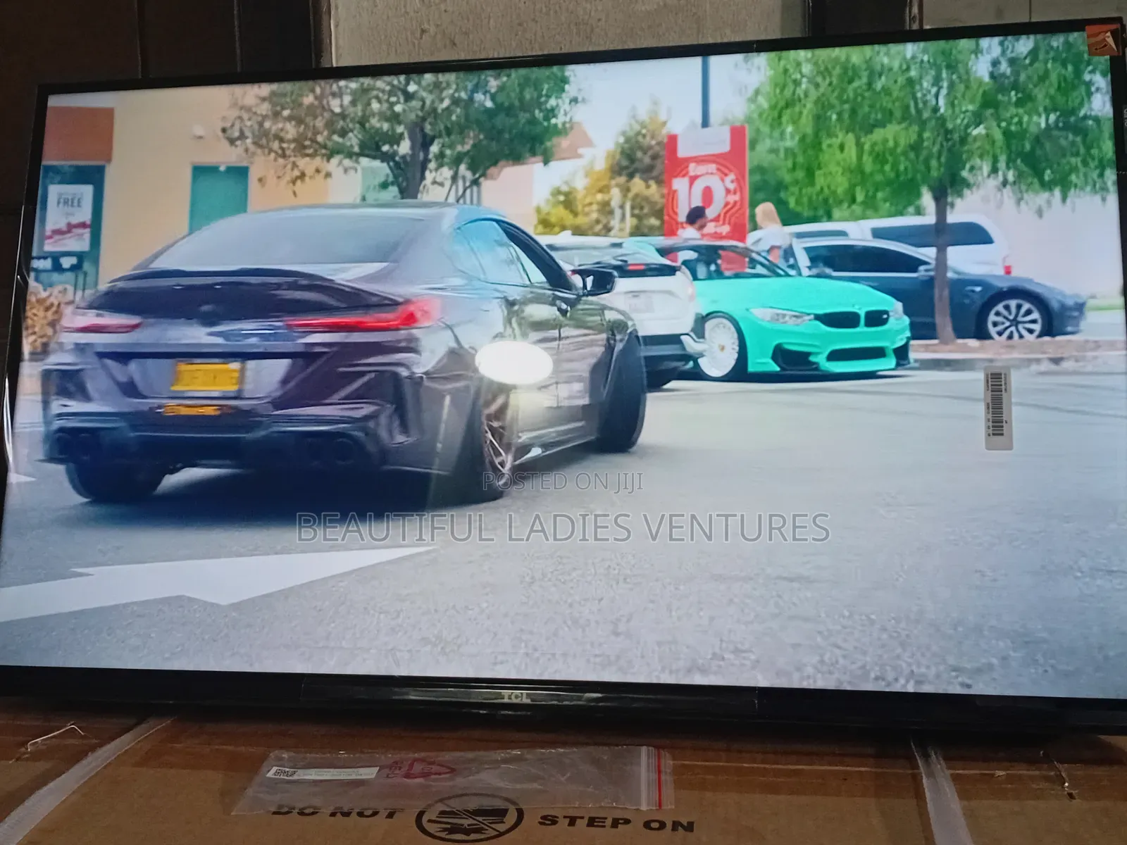TCL 32” Stylish Hd Television for Daily Entertainment