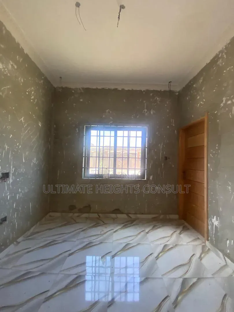 1bdrm Apartment in Lapaz Race Course, Nyanmekye for rent