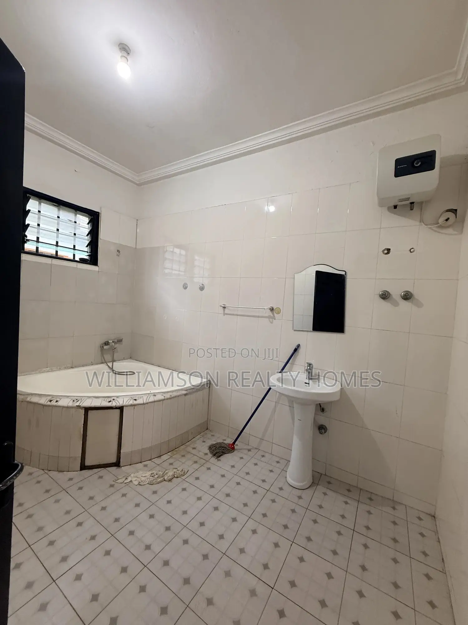 1bdrm Apartment in Spintex Main Road for rent