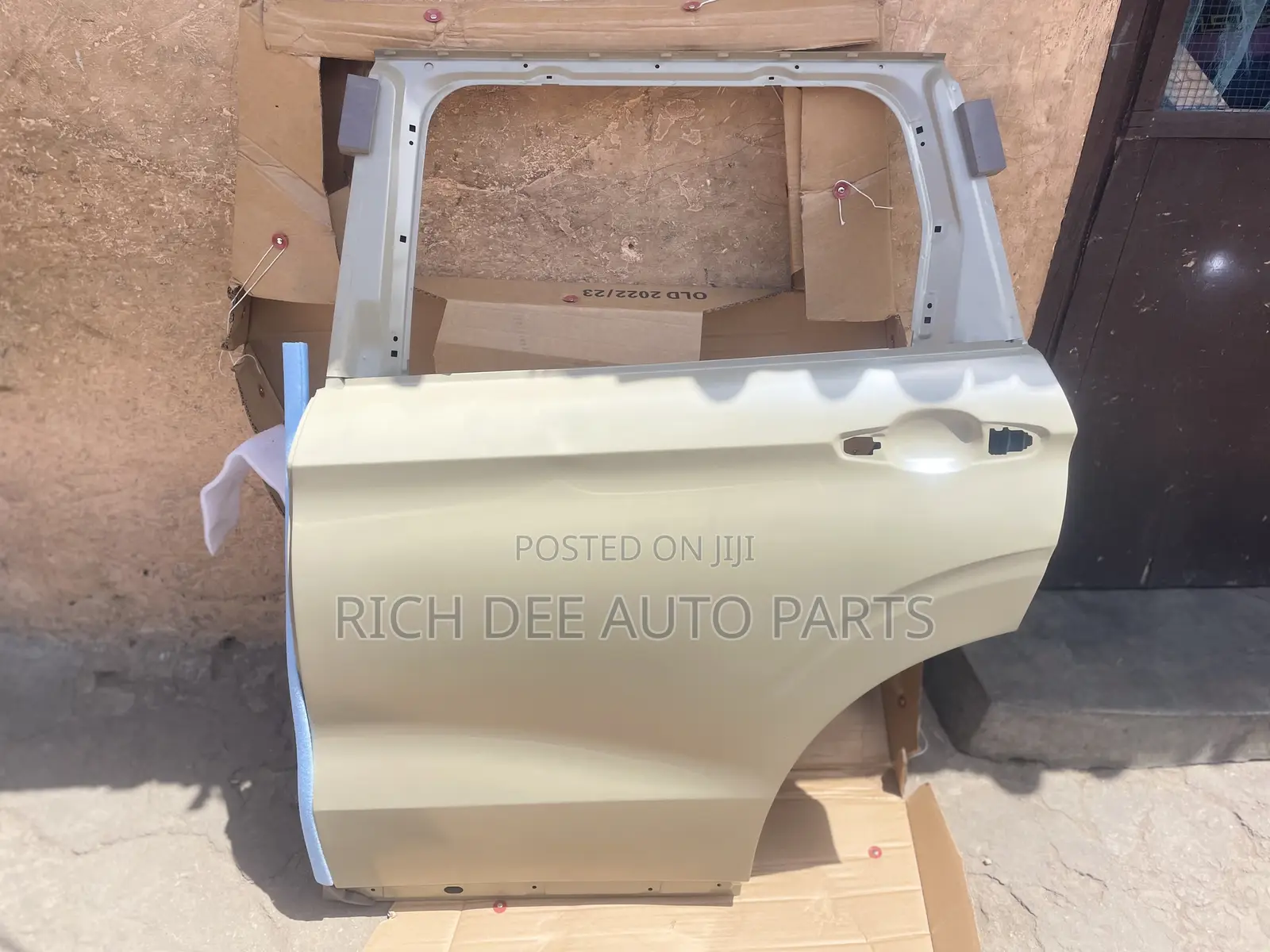 Mitsubishi Outlander 23 Back Door 2022 2023 2024 2025 Boors All Sides