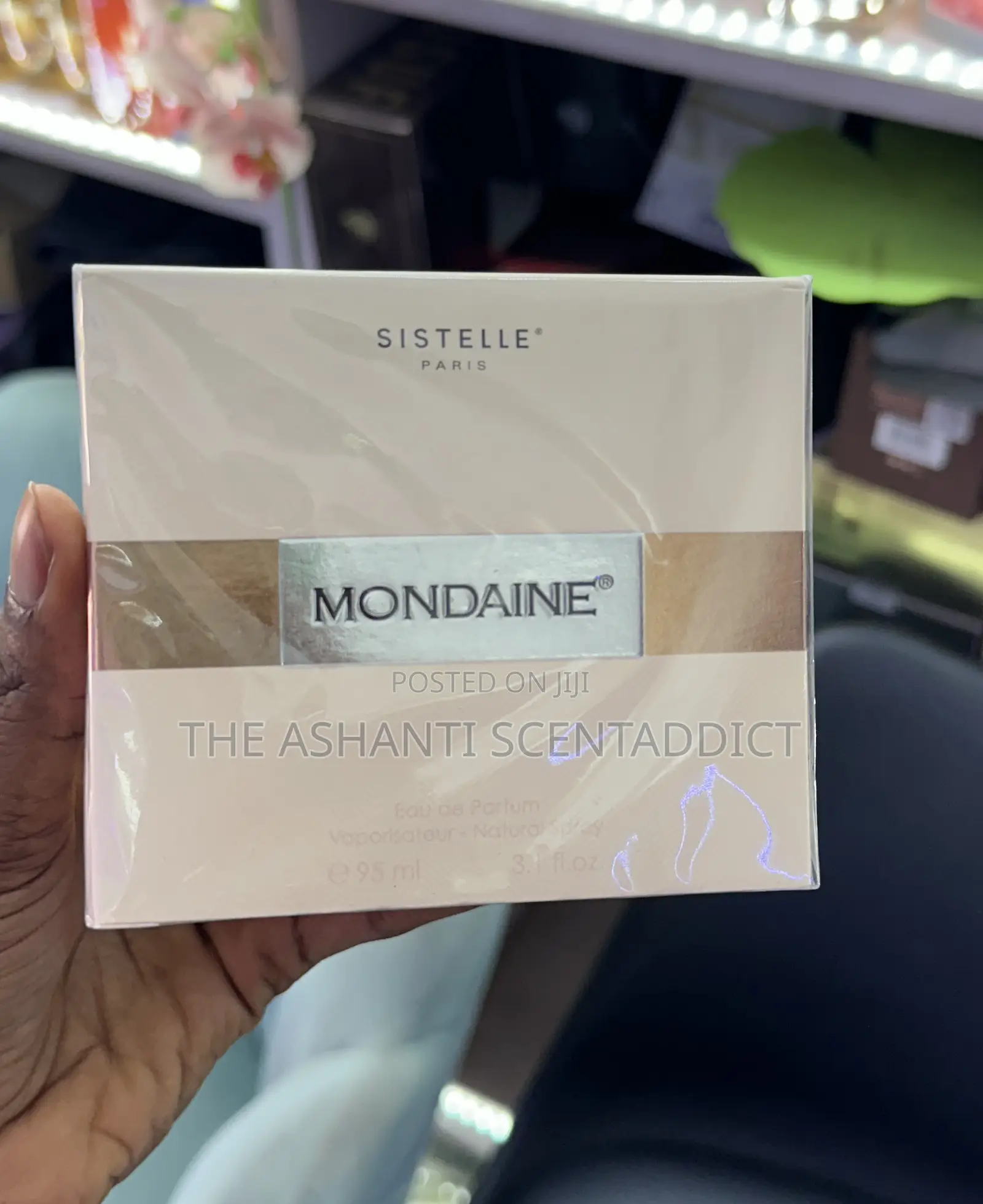 Mondaine Perfume