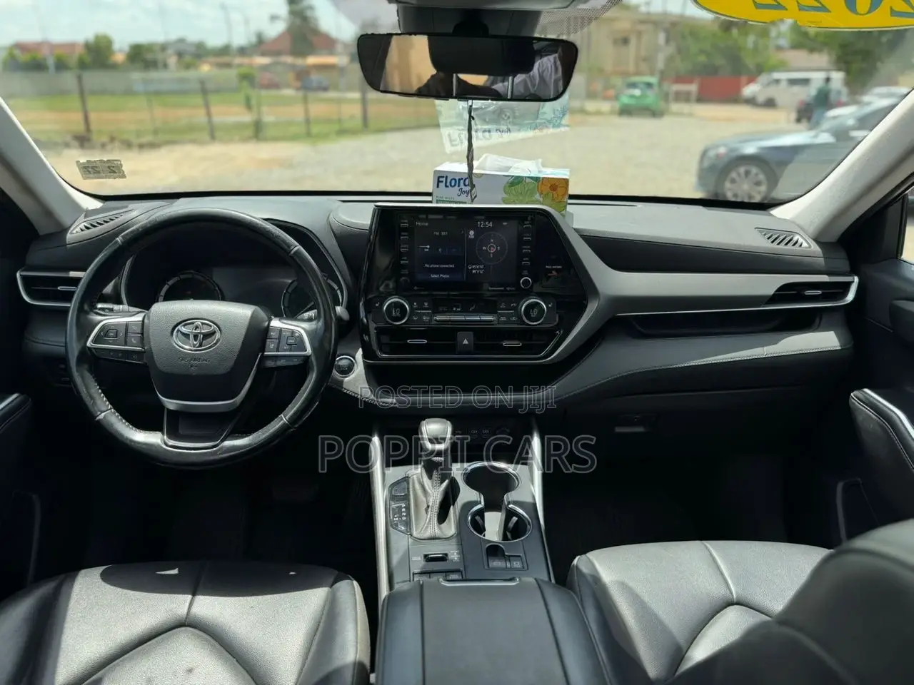 Toyota Highlander 2022 Gray