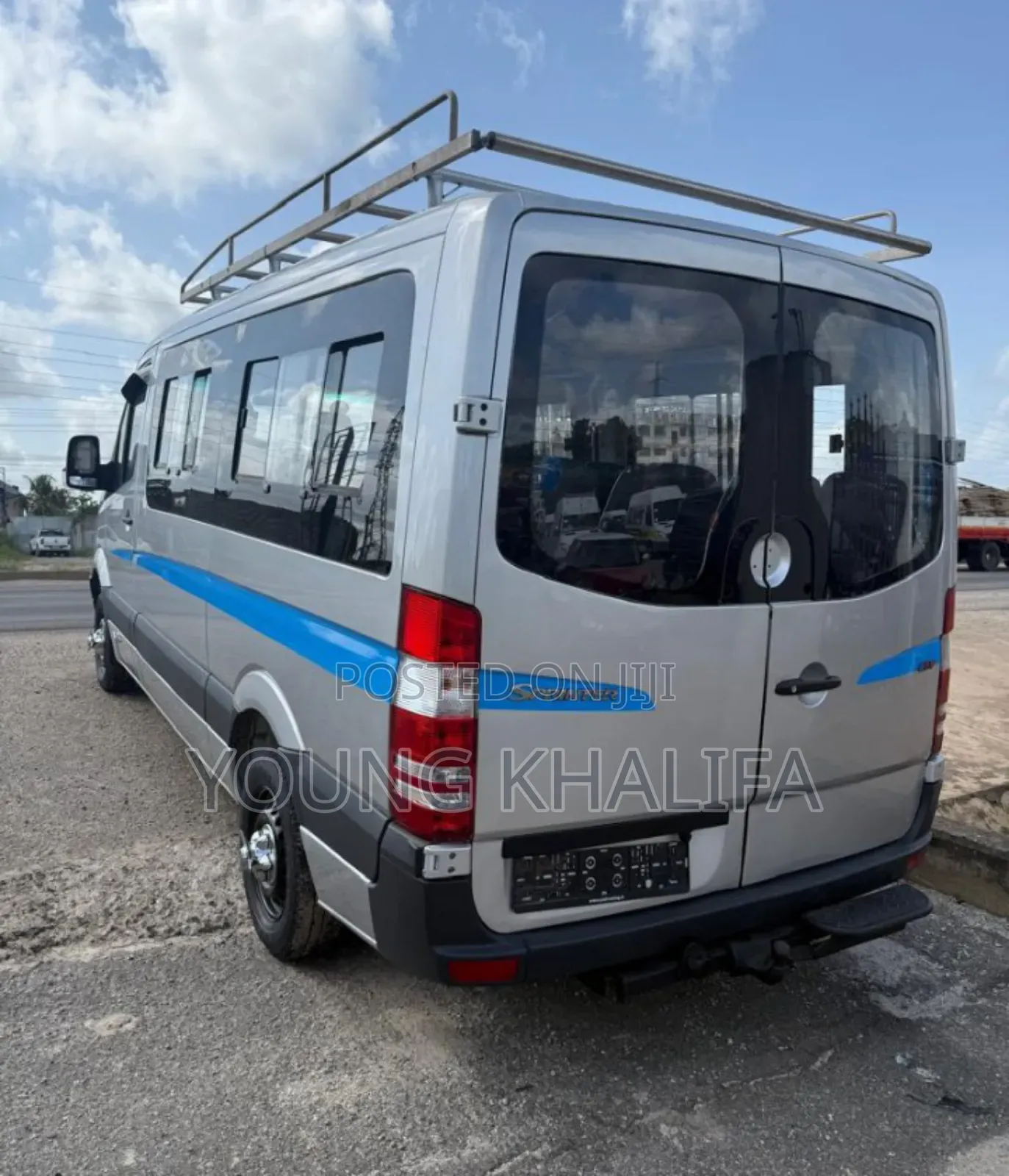 Mercedes-Benz Sprinter 2012 White