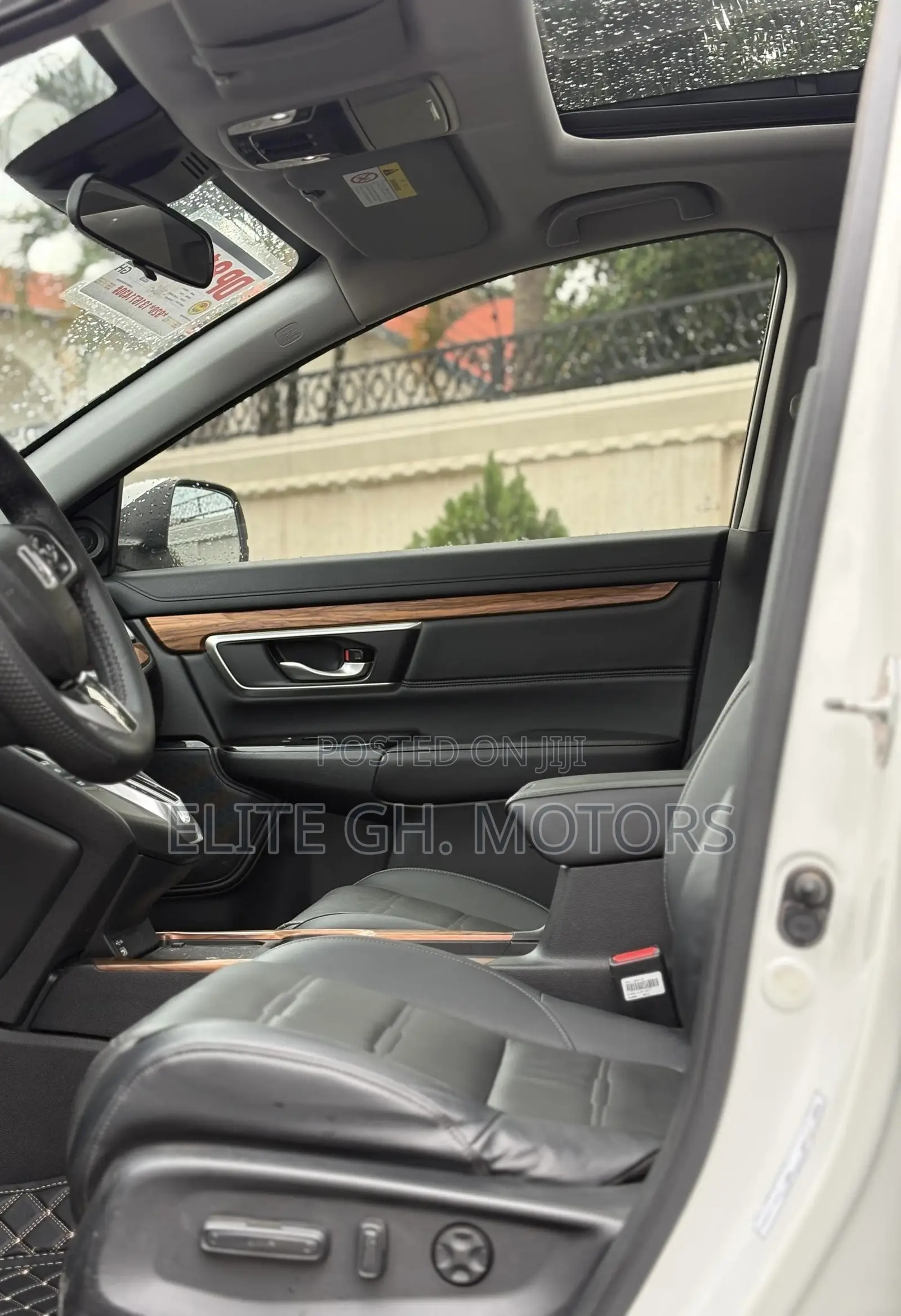 Honda CR-V Special Edition 2021 White