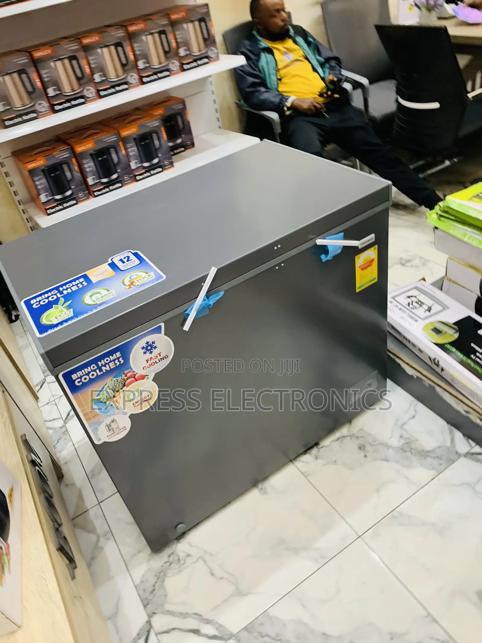 Highly Recommended Chest Single Door 400l Nas-475fl