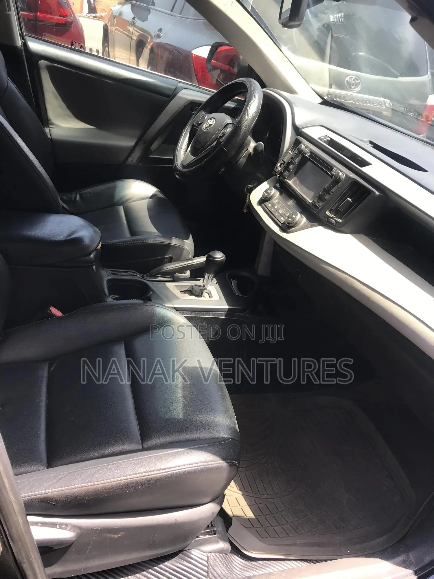 Toyota RAV4 XLE AWD (2.5L 4cyl 6A) 2017 Black