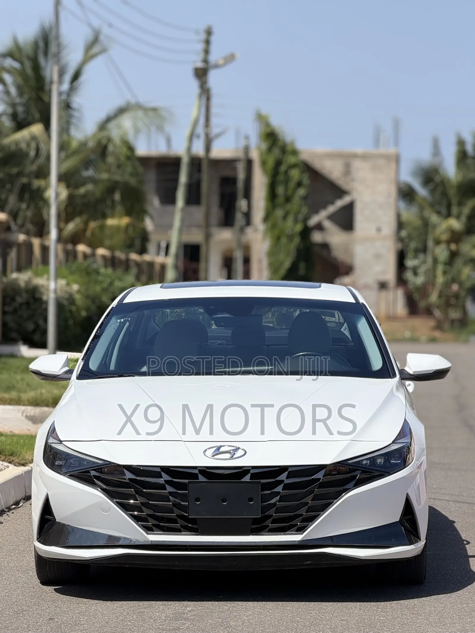 Hyundai Elantra Limited 2023 White
