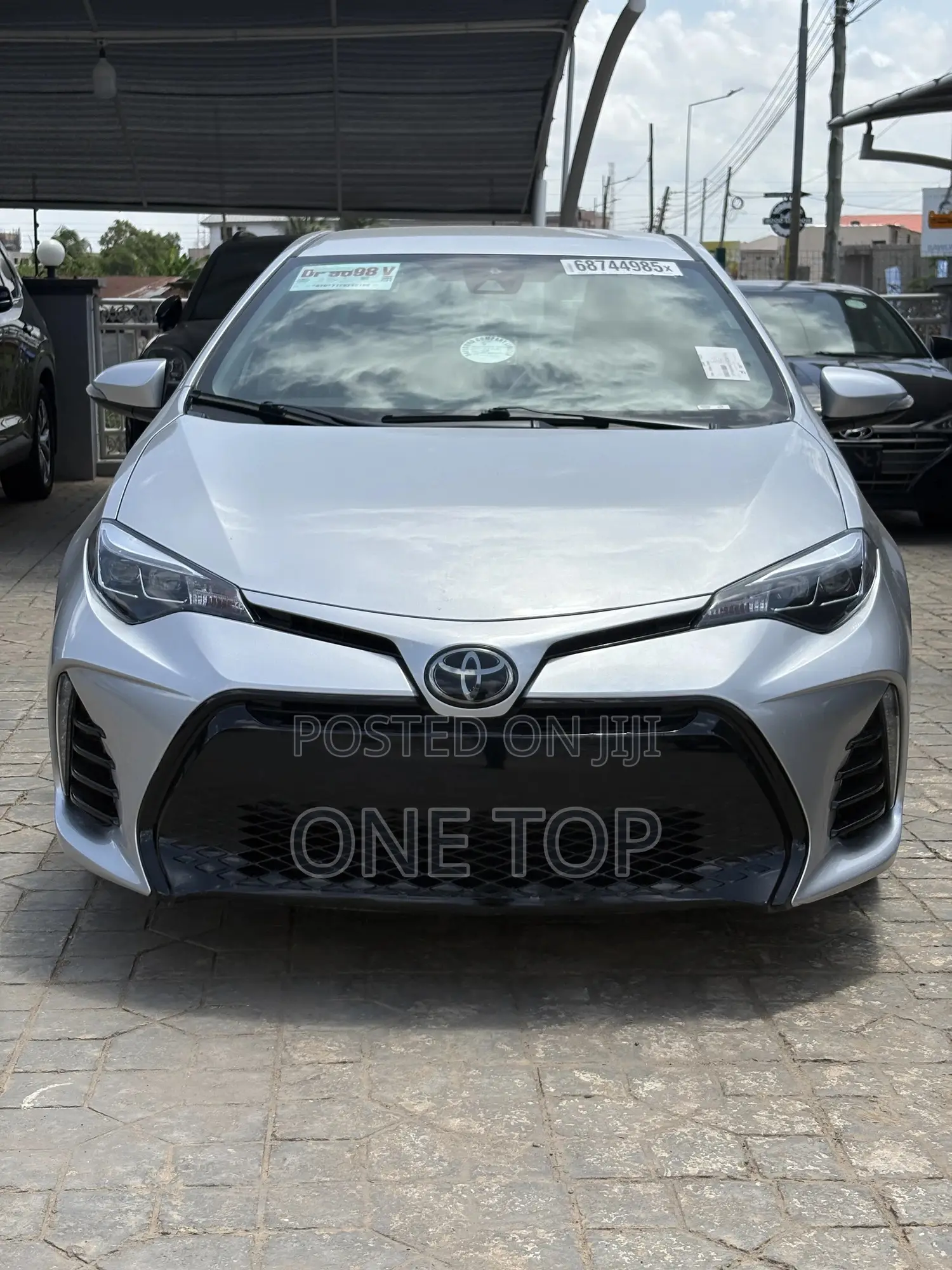 Toyota Corolla SE 4dr Sedan (1.8L 4cyl CVT) 2017 Silver