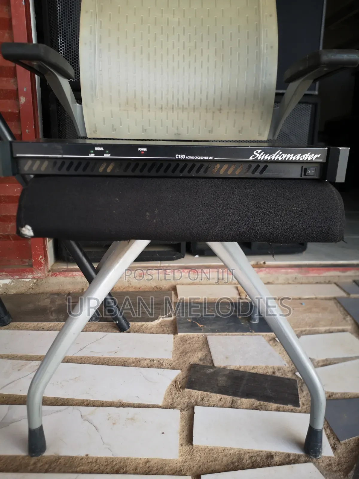Studiomaster C180 Active Crossover Unit