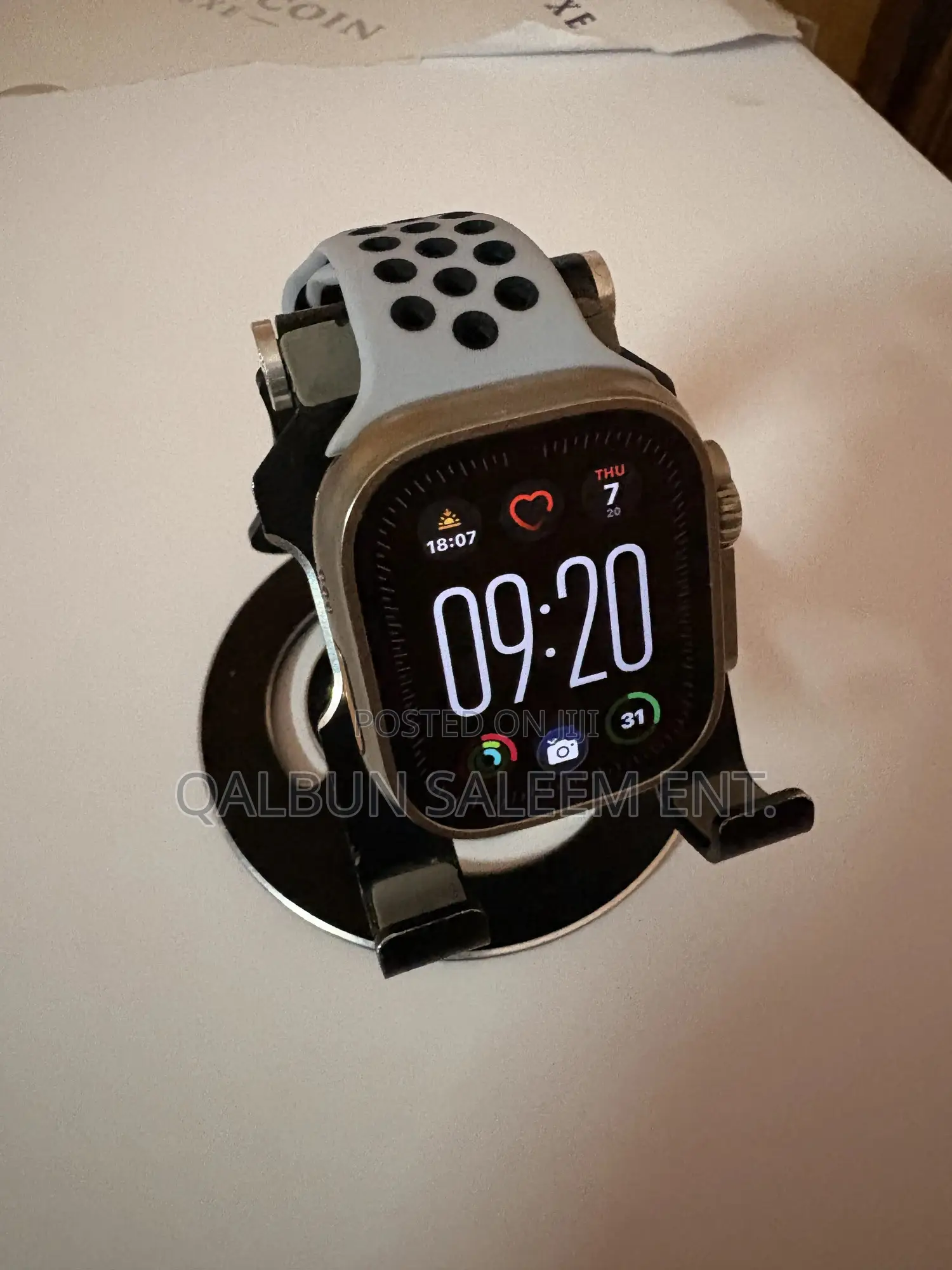 Neatly Used Apple  Watch Ultra 2 49mm Titanium
