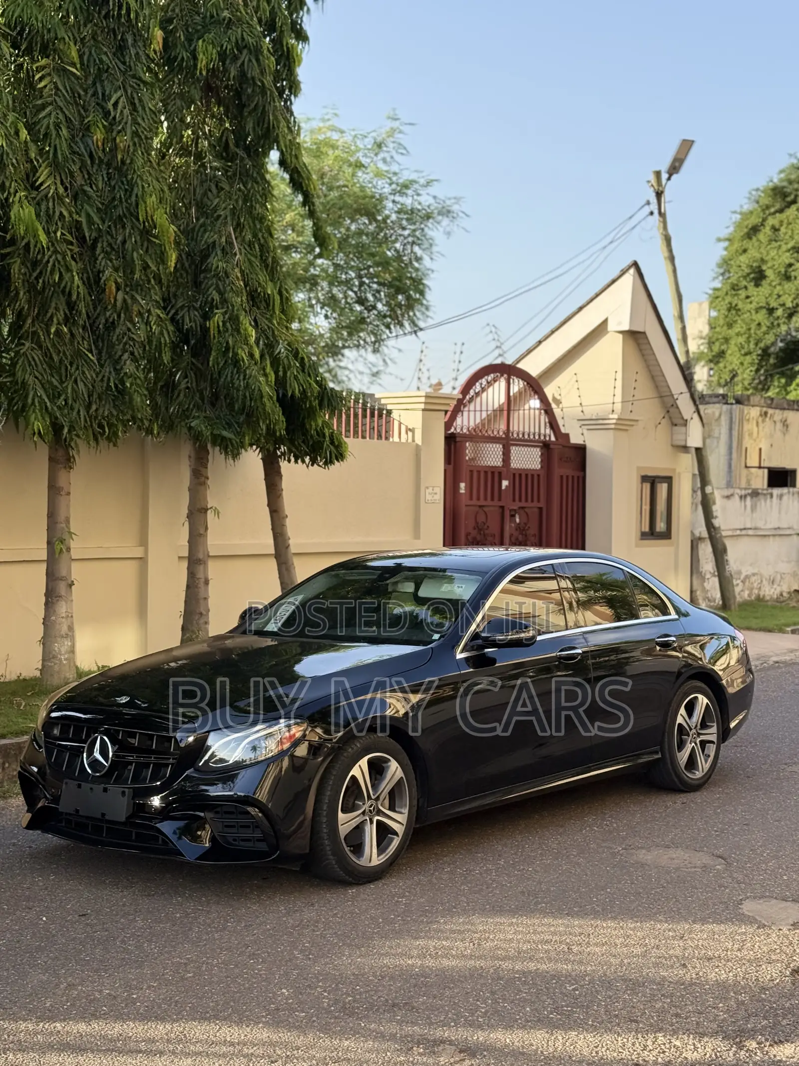 Mercedes-Benz E300 2020 Black