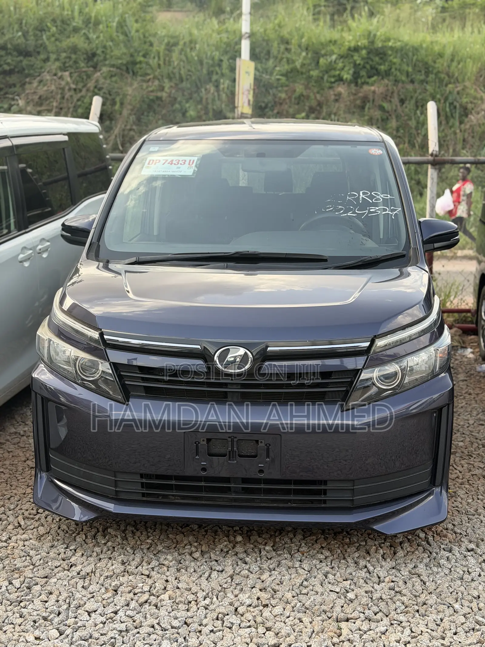 Toyota Voxy 2015 Blue