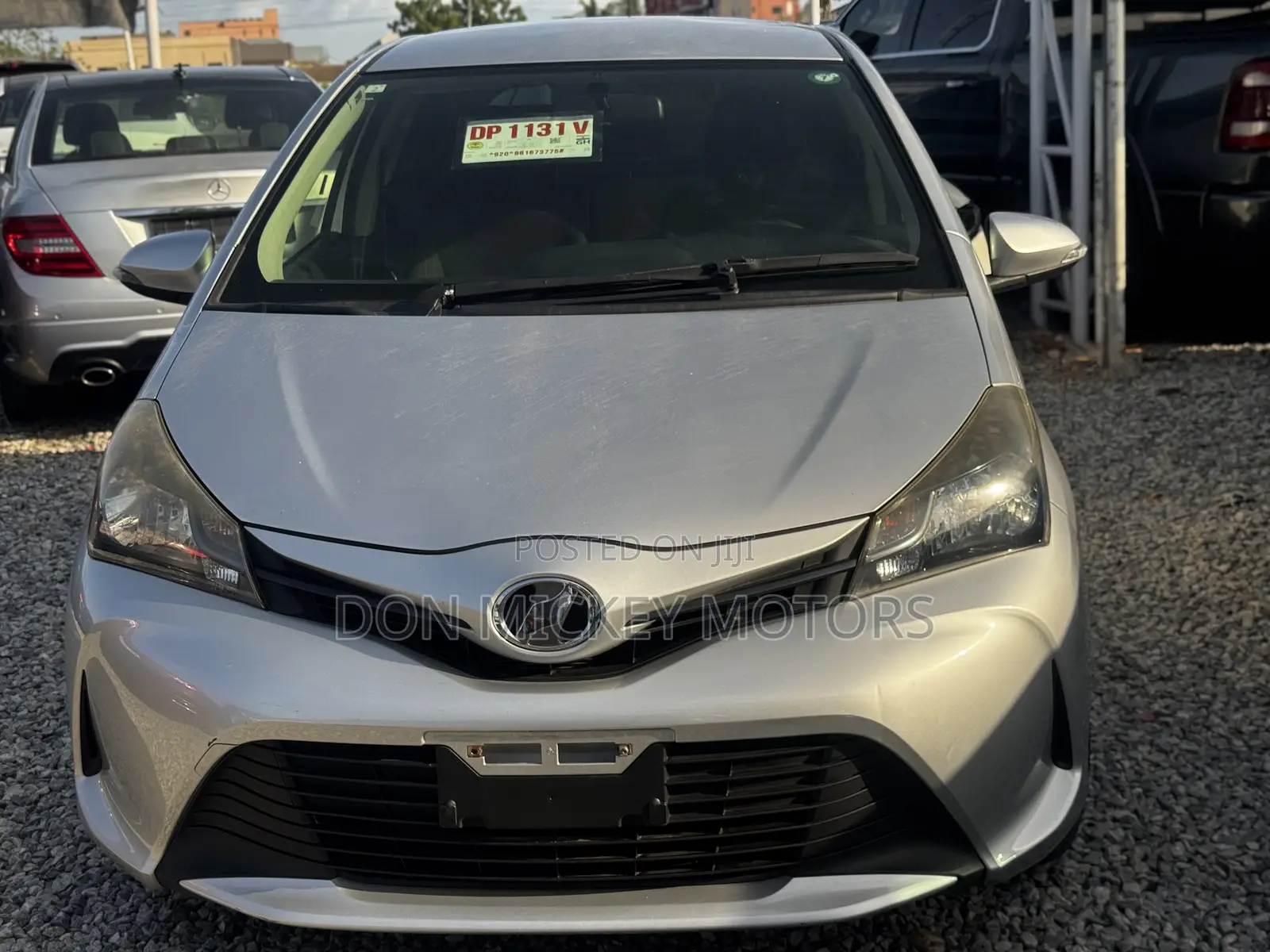 Toyota Vitz 1.3 FWD 5dr 2014 Silver