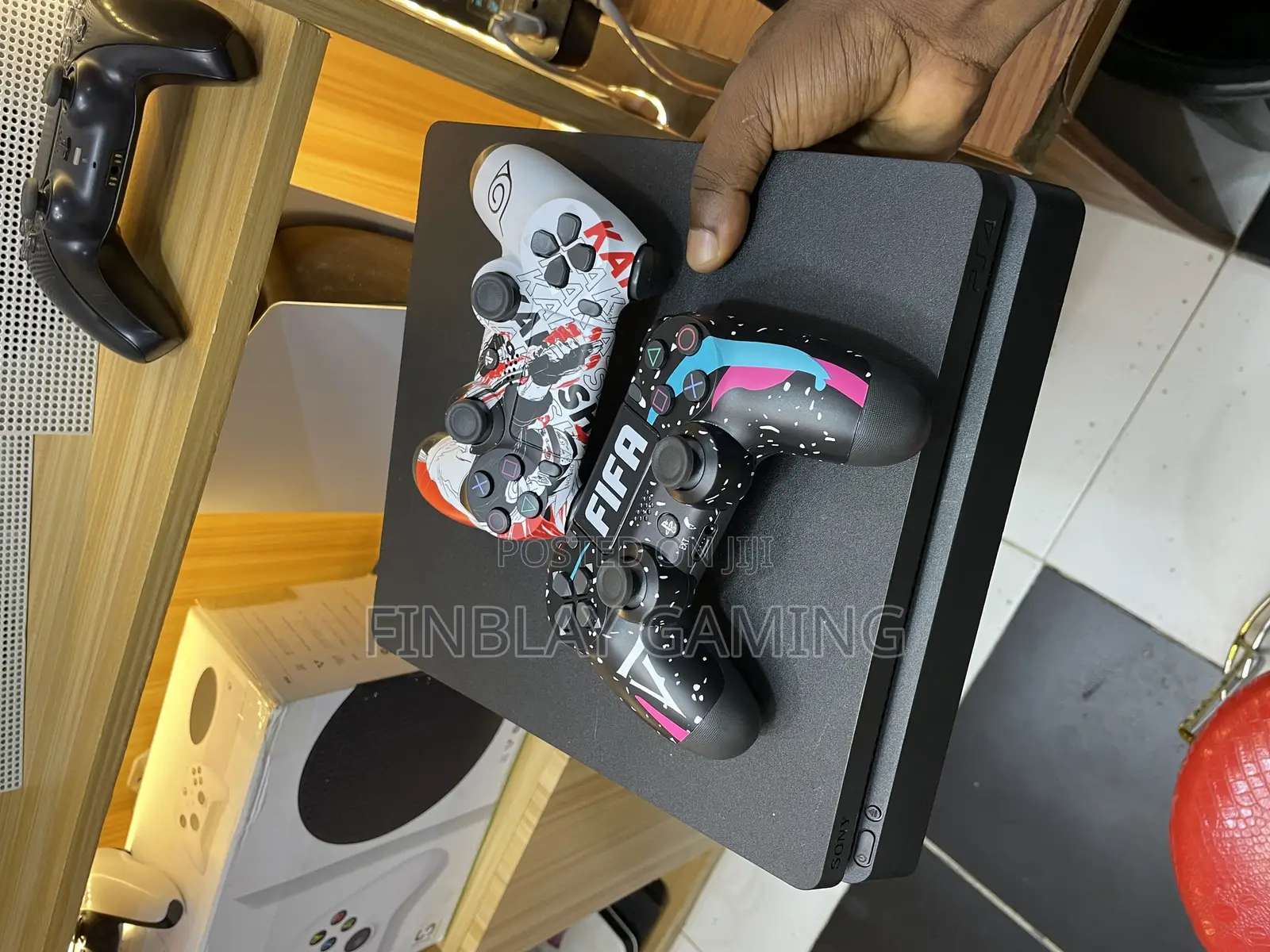 Ps 4 Slim Jailbreak With 8games 2controllers