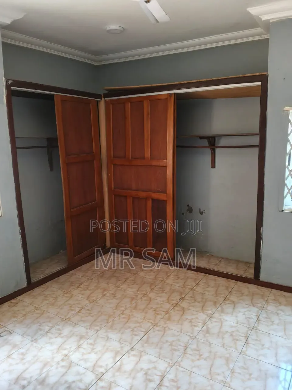 8bdrm House in Sam Properties, West Hills Mall Area for rent